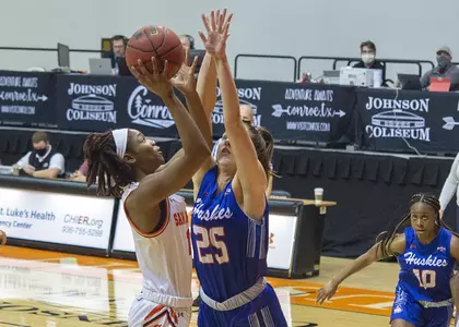Courtney Cleveland against HBU
