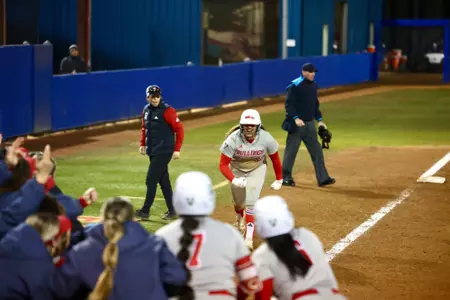 Lauren Almeida home run