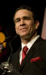 Head coach Dan McDonnell speaks at the 2010 Leadoff Dinner sponsored by Republic Bank.