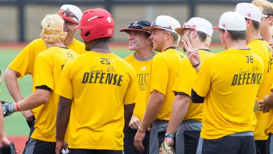 LOUISVILLE BASEBALL | SUPER REGIONAL PRACTICE | DAN MCDONNELL, HUDDLE