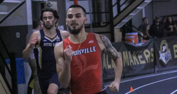 Anthony Crandon runs the 400 meters