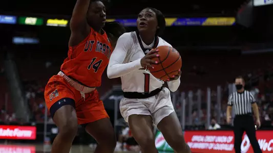 Dana Evans Louisville Women's Basketball