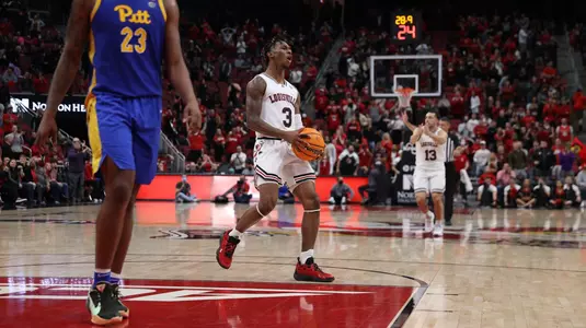 El Ellis celebrates against Pitt.