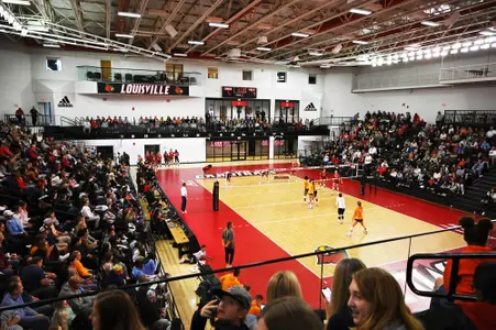 L&N Arena wide angle shot, filled to capacity for spring match with Tennessee 