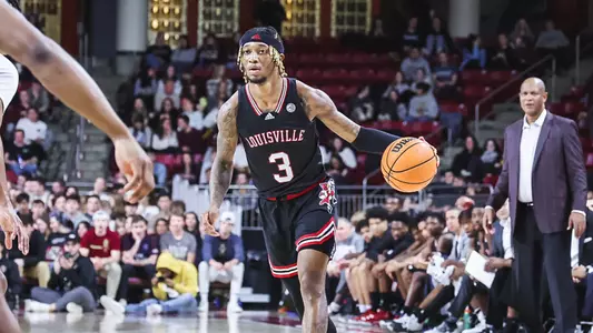 El Ellis dribbles against Boston College on Jan. 25, 2023.