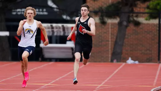 Ryan Farrell competes in the 400m at the Clark Wood Invitational