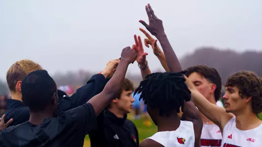 Men's cross country breaks down the huddle at the NCAA Championships