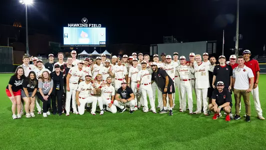 The Cardinals after winning the Nashville Regional.