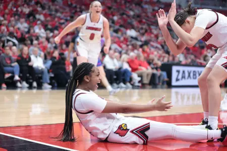 Tajianna Roberts celebrates versus SMU