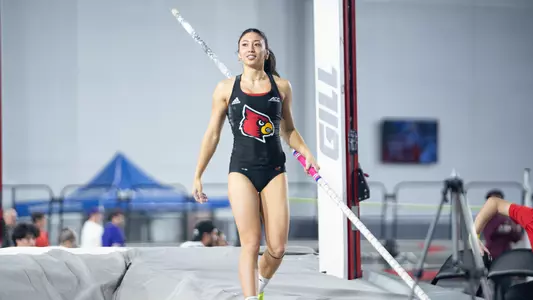 Ashley Callahan breaks the pole vault school record at the 2026 Bellarmine Open