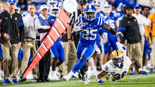 Deon Jackson rushing down the sideline against Pittsburgh