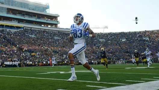 Anthony Nash rushed into the end zone at Notre Dame in 2016