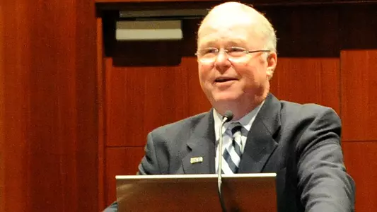 Tom Coffman