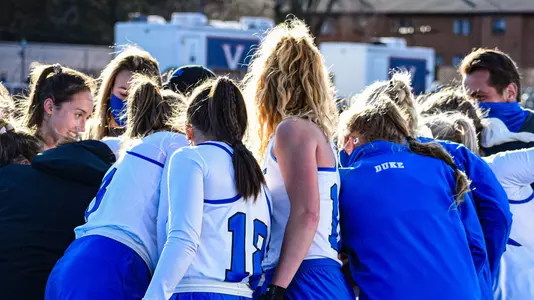 Duke Field Hockey, huddle
