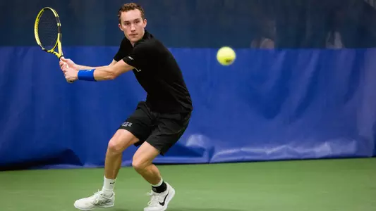 Andrew Dale competes against Kentucky