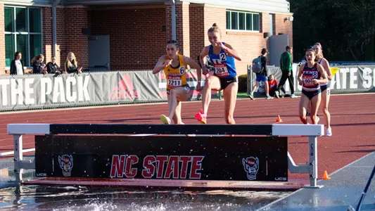 Emily Cole steeplechase Raleigh Relays