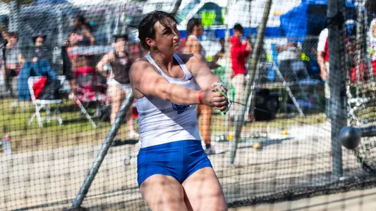 Zoe Waddell competes during the Raleigh Relays