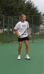 Junior Helena Besovic heads to the ITA National Indoor Championships with a 15-1 fall record.