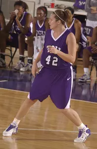 Hanna Biernacka shined for TCU with 18 points in the opening period.  She finished with a team-season-best 26 points.