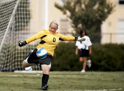 Kelsey Walters stopped six shots on Friday.