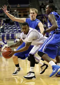 Junior point guard Hank Thorns