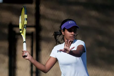 Shalini Sahoo was a straight-set winner Wednesday.