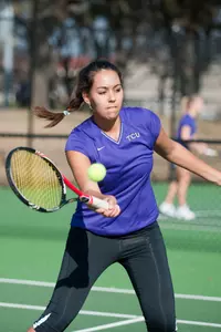 Gabi Barbosa is 2-1 in singles this spring.