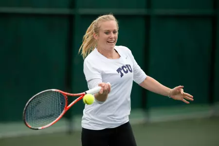 Olivia Smith and the Frogs take on SMU on Wednesday.