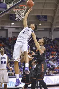 Karviar Shepherd led the Frogs with 14 points on Saturday afternoon.
