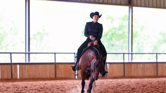 Sydney Feager riding a horse