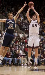 Selvig scored 18 points in the victory