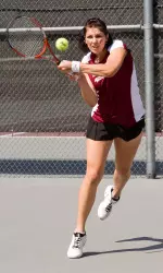 Rebecca Bran improved to 5-5, winning her last three matches