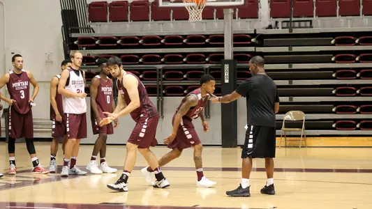 Men's basketball practice - 7-26-17