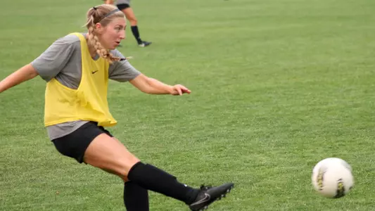 Emily Peters scrimmage
