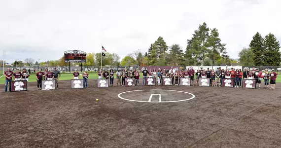 2018 softball senior day