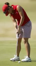 Briana Vega carded a four-over score at the LPGA's FUTURES Tour 2005 Qualifying Tournament to finish 16th, earning a spot on the tour with priority status