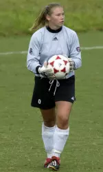 Senior Kim Selz made eight saves in the 1-0 loss to Penn on Sunday.