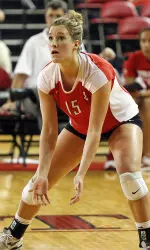 Senior setter Megan Cyr