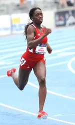 Freshman Ariah Graham