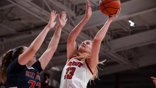 Elissa Cunane Layup vs. SM 2021