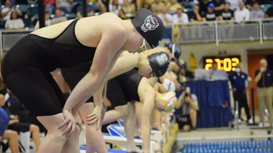 Brooke Travis on Diving Blocks
