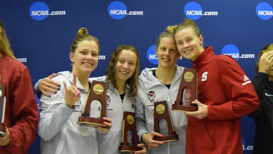 Third place podium finish 200 freestyle relay