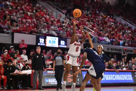 Diamond Johnson 21-22 2