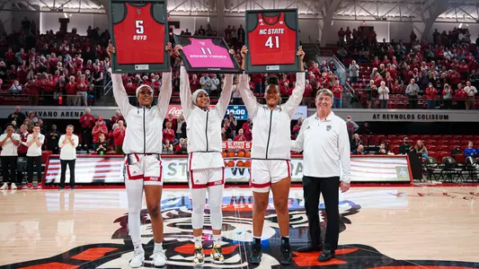 2023 WBB Senior Day