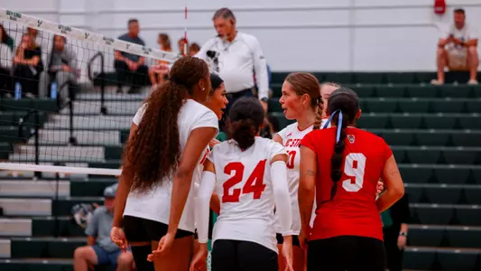 Team huddle vs North Florida at the USF Invitational 9/13/24