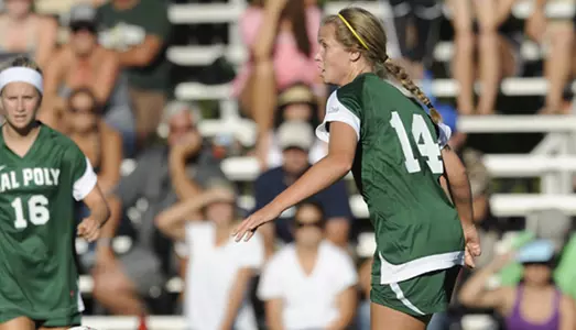 Held's Two Goals Lift Women's Soccer to Win over Pacific Image