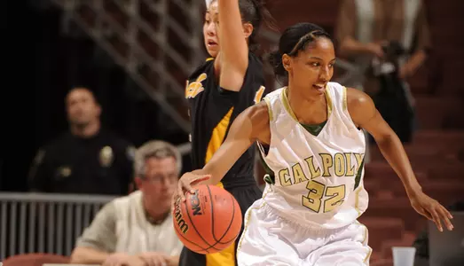 Women's Basketball Holds on to Defeat SFA, 75-64 Image