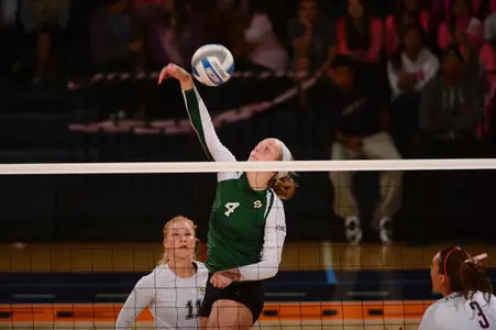 Volleyball Travels to CS Northridge for ESPN3 Big West Match Image