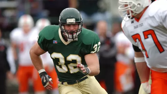 Jordan Beck closing in on a tackle.