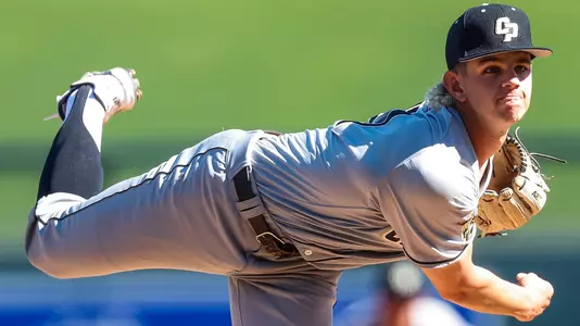 Taylor Dollard throws a pitch.